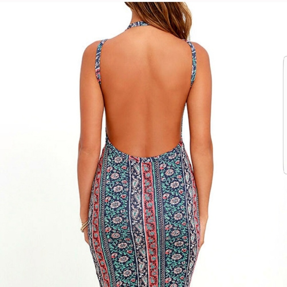 Lulu’s Backless KISS THE SKY Dress - Picture 4 of 5